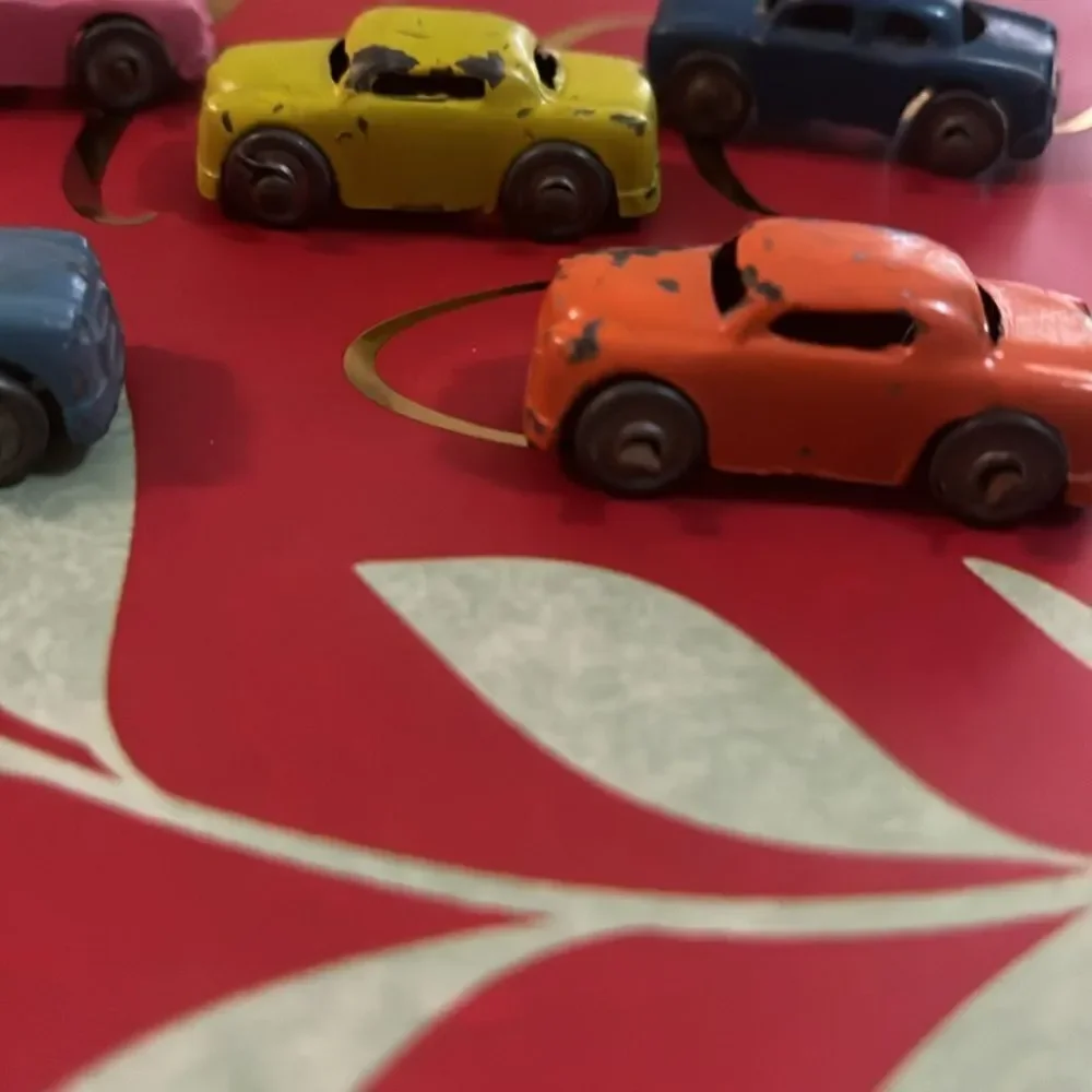 Vintage ￼Metal tiny cars